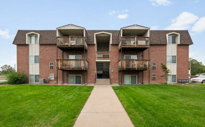 Pictures of Multifamily property located at 1817 28th St, Greeley, CO 80631 for sales - image #1