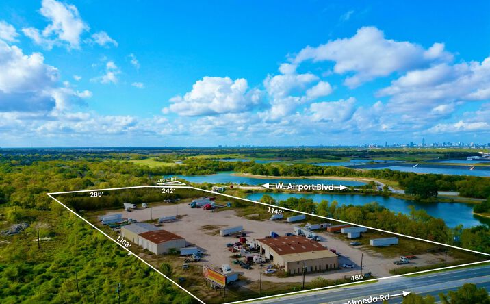 Pictures of Land property located at 12102 Almeda Road, Houston, TX 77045 for sales - image #1