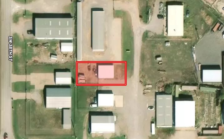 Pictures of Industrial property located at 2521 SW 37th St, Lawton, OK 73505 for sales - image #1