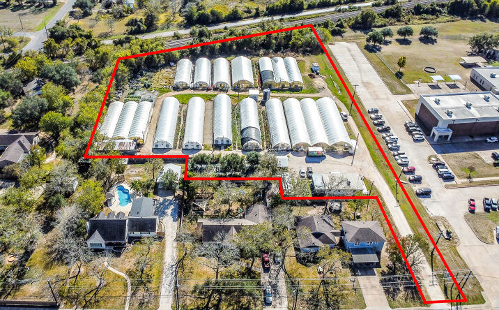Pictures of Business for Sale, Land, Special Purpose property located at 511 W Main St, Weimar, TX 78962 for sales - image #1