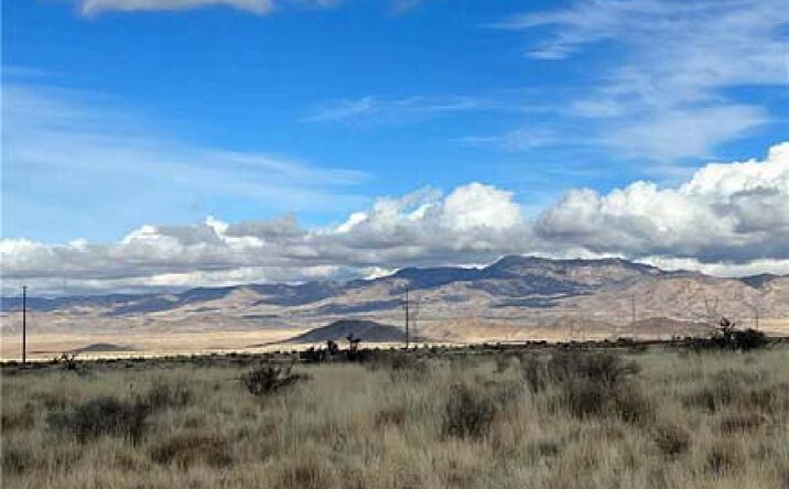 Pictures of Land property located at 45 Ac Westwind Drive, Kingman, AZ 86401 for sales - image #1