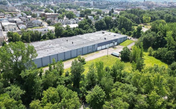 Pictures of Industrial property located at 40 Poplar St, Scranton, PA 18509 for sales - image #1