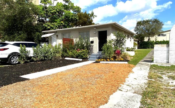 image of property at 1109 SW 37TH AVE Miami FL 33135-4225