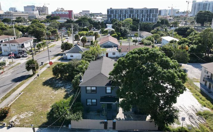 image of property at 904 4TH ST West Palm Beach FL 33401-4120