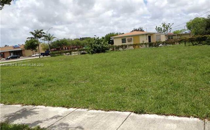 image of property at 17830 NW 27TH AVE Miami Gardens FL 33056-3503