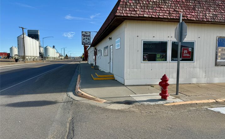 Pictures of Mixed Use property located at 11 E Washington Avenue, Chester, MT 59522 for sales - image #1