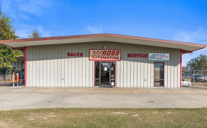 Pictures of Retail property located at 432 Connell Road, Valdosta, GA 31601 for sales - image #1