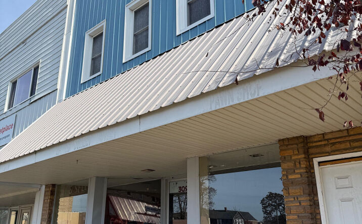 Pictures of Retail property located at 309 S James Street, Ludington, MI 49431 for sales - image #1