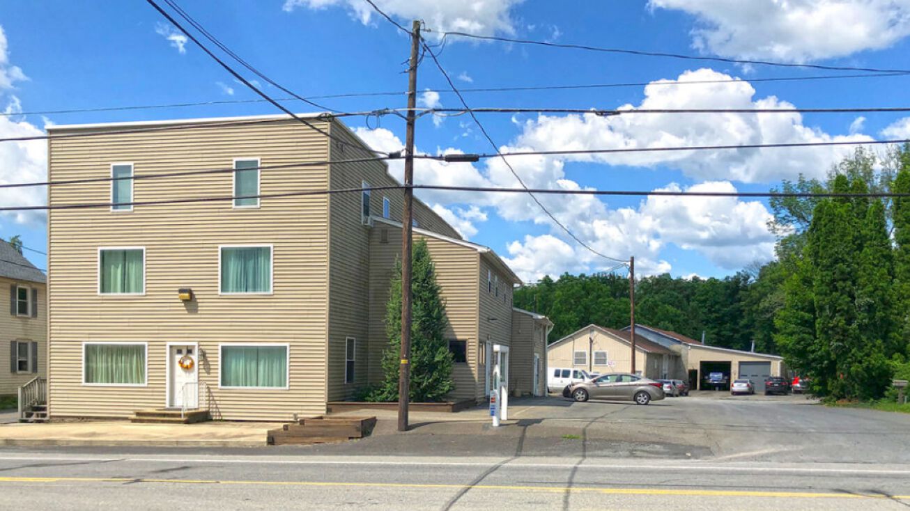 Pictures of Multifamily, Mixed Use property located at 2808 Route 611