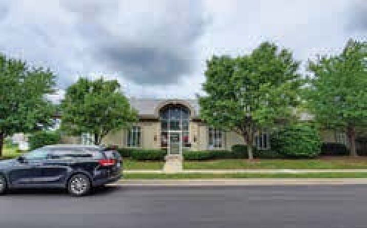 Pictures of Office property located at 1201 NW North Ridge Dr, Blue Springs, MO 64015 for comps - image #1