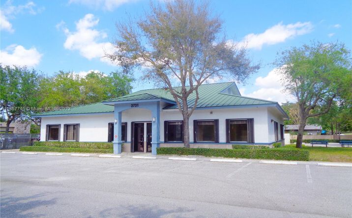 image of property at 3731 LAKE WORTH RD STE 1 Palm Springs FL 33461-4062