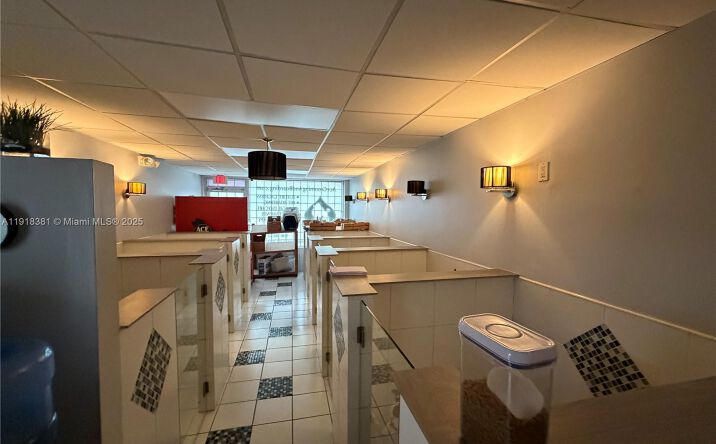 Pictures of Business for Sale, Retail property located at Bird road, Miami, FL 33155 for sales - image #1