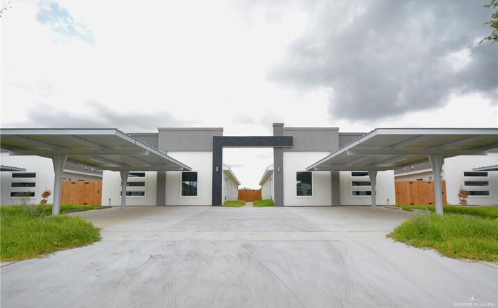 Pictures of Multifamily property located at 1702 Angelina Drive, San Juan, TX 78589 for sales - image #1
