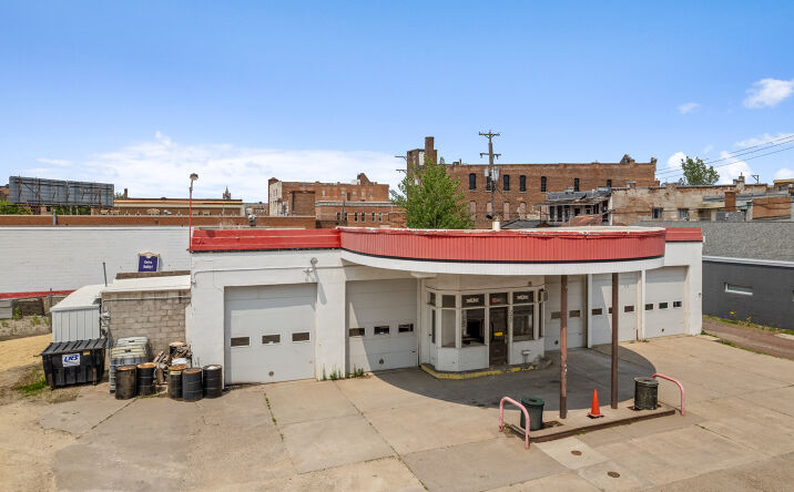 Pictures of Industrial, Mixed Use property located at 177 Walnut St, Winona, MN 55987 for sales - image #1