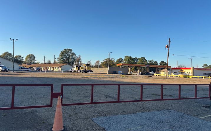 Pictures of Land property located at 303 N Hwy, Queen City, TX 75551 for sales - image #1