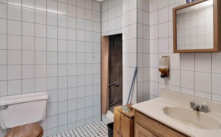 Pictures of Land property located at 218 48th Street, Brooklyn, NY 11220 for sales - image #1