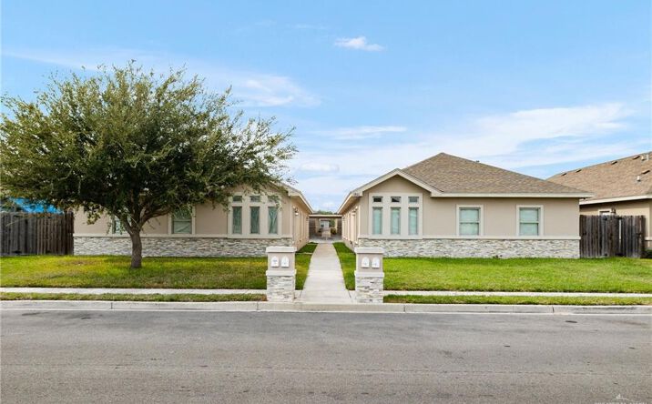 Pictures of Multifamily property located at 1801 Jackson Street, Weslaco, TX 78599 for sales - image #1