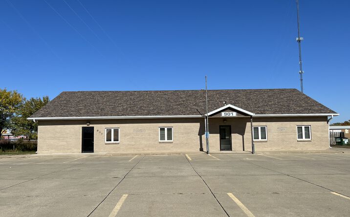 Pictures of Office property located at 901 W 21st St, South Sioux City, NE 68776 for sales - image #1