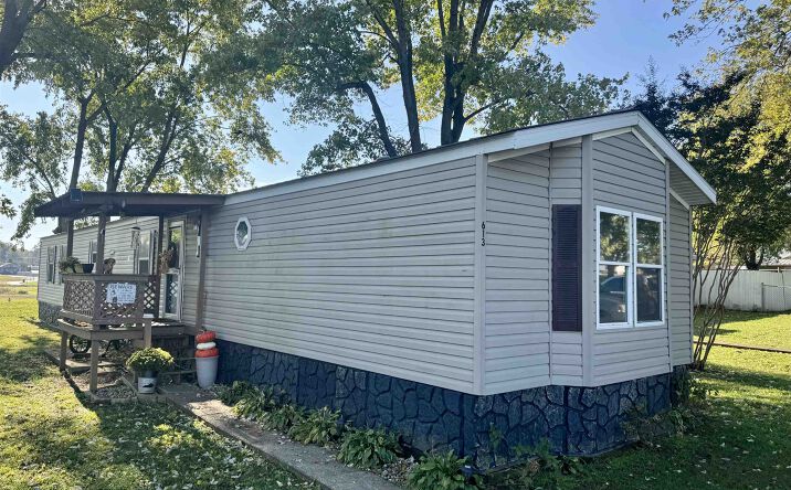 Pictures of Mobile Home Park, Multifamily property located at 619 Sandy Ln, Morganfield, KY 42437 for sales - image #1