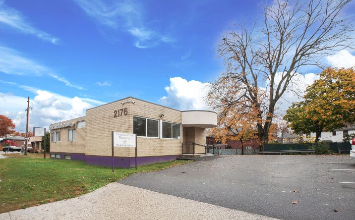 Pictures of Office property located at 2176 Central Park Ave, Yonkers, NY 10710 for sales - image #1