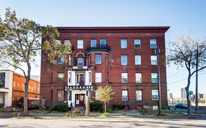 Pictures of Multifamily property located at 1800 Park Ave, Minneapolis, MN 55404 for sales - image #1