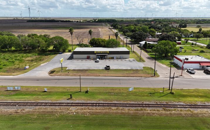 Pictures of Retail property located at 8422 Business 77, Lyford, TX 78569 for sales - image #1