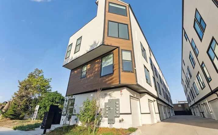 Pictures of Multifamily property located at 1508 Seegar St, Dallas, TX 75215 for sales - image #1