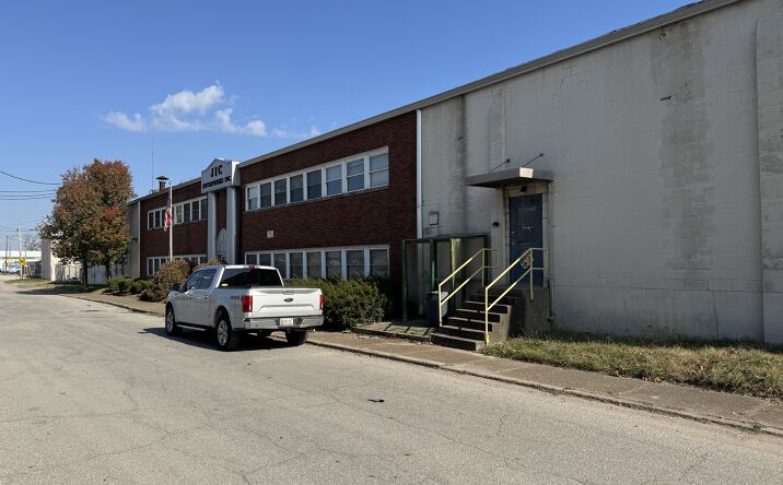 Pictures of Industrial property located at 1401 N Evans Ave, Evansville, IN 47711 for sales - image #1