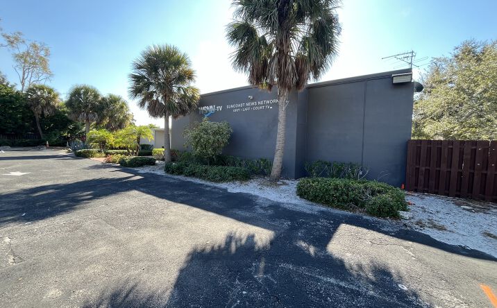 Pictures of Special Purpose property located at 2040 6th St, Sarasota, FL 34237 for sales - image #1