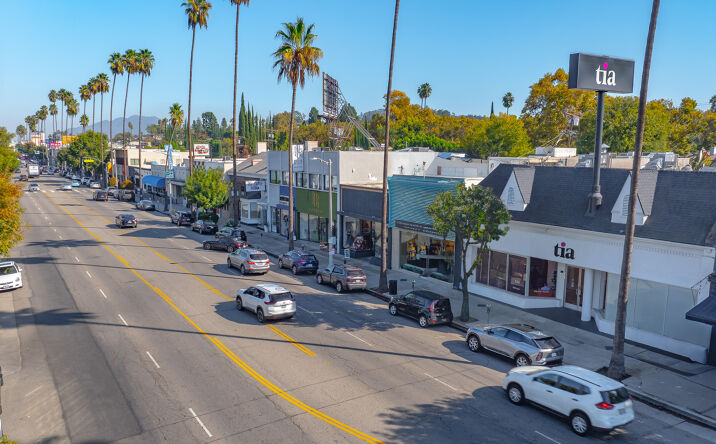 Pictures of Office, Retail property located at 12250 Ventura Blvd, Los Angeles, CA 91604 for sales - image #1