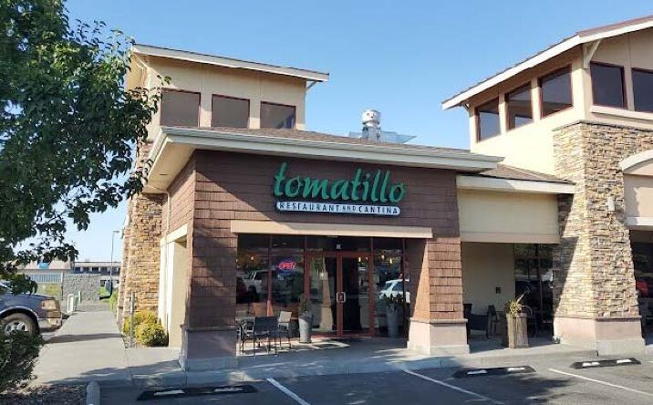 Pictures of Retail, Business for Sale property located at 1360 N Louisiana St, Kennewick, WA 99336 for sales - image #1