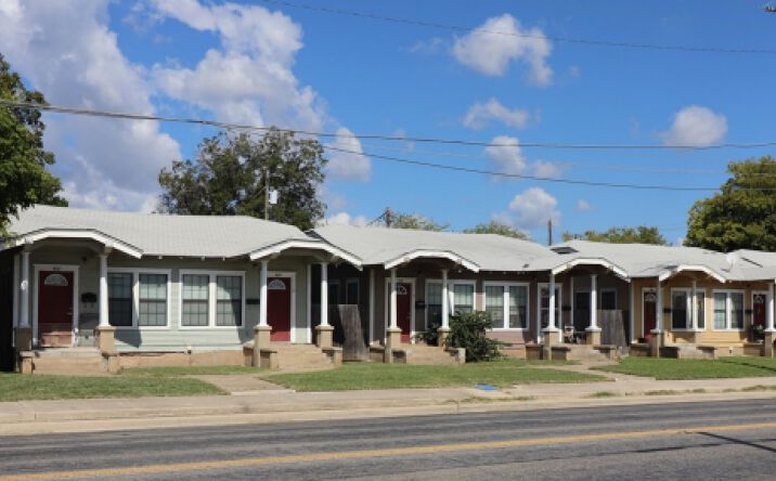 Pictures of Multifamily property located at 401 Main St, Brownwood, TX 76801 for sales - image #1