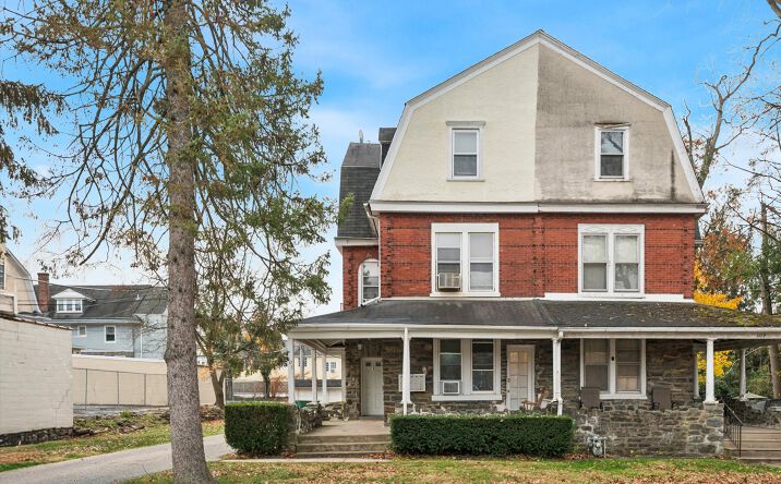 Pictures of Multifamily property located at 107 Walnut Ave, Ardmore, PA 19003 for sales - image #1