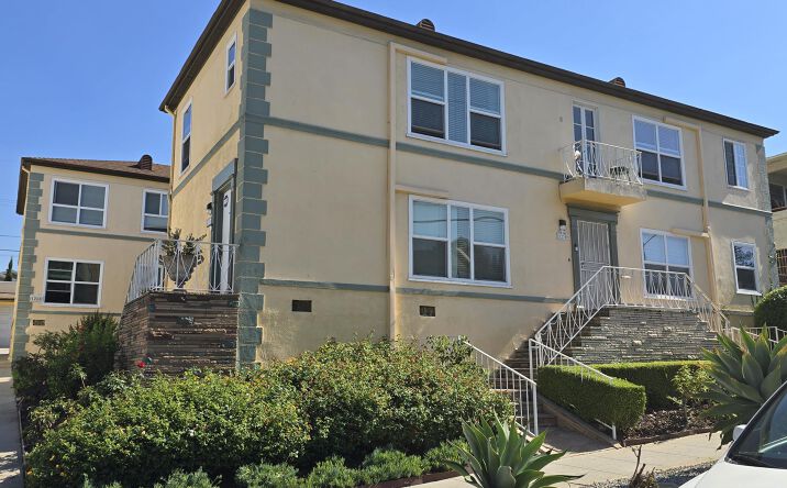 image of property at 1268 QUEEN ANNE PL Los Angeles CA 90019-6864