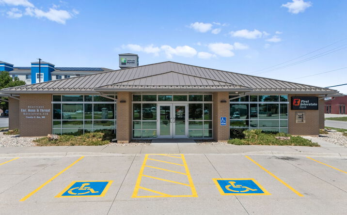 Pictures of Office property located at 1550-1552 E 23rd St, Fremont, NE 68025 for sales - image #1