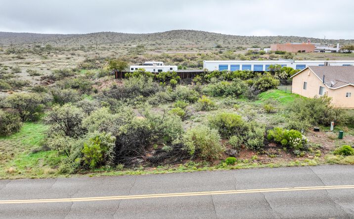 Pictures of Land, Multifamily property located at 17124 E Roadrunner Road, Mayer, AZ 86333 for sales - image #1