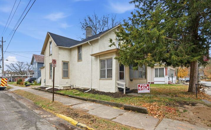 Pictures of Multifamily property located at 903 17TH Street, Rock Island, IL 61201 for sales - image #1
