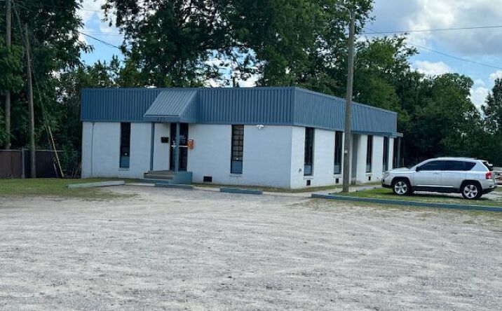 Pictures of Office property located at 423 John C Calhoun Drive, Orangeburg, SC 29115 for sales - image #1