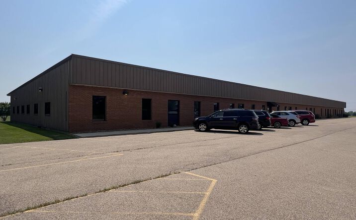 Pictures of Industrial, Office property located at 776 Centennial Dr, Ottawa, IL 61350 for sales - image #1