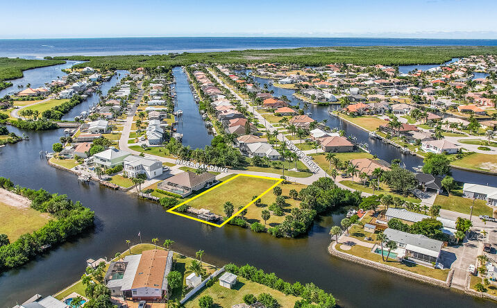 Pictures of Land property located at 5258 River Bay Dr, Punta Gorda, FL 33950 for sales - image #1