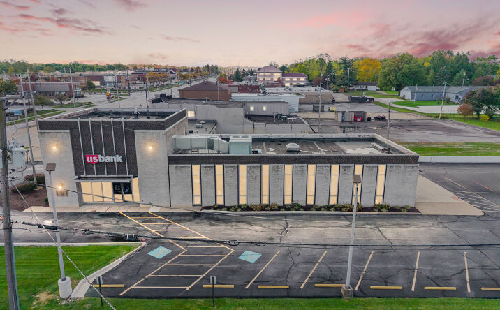 Pictures of Retail, Office property located at 14444 Pearl Rd, Strongsville, OH 44136 for sales - image #1