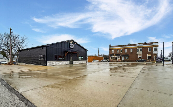 Pictures of Mixed Use, Office, Retail, Special Purpose property located at 204 S Main St, Woodward, IA 50276 for sales - image #1