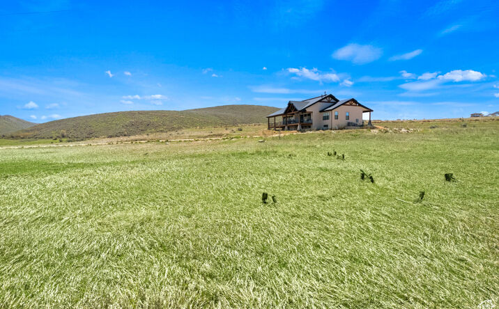 Pictures of Land property located at 2973 S Sand Trap Cir, Garden City, UT 84028 for sales - image #1