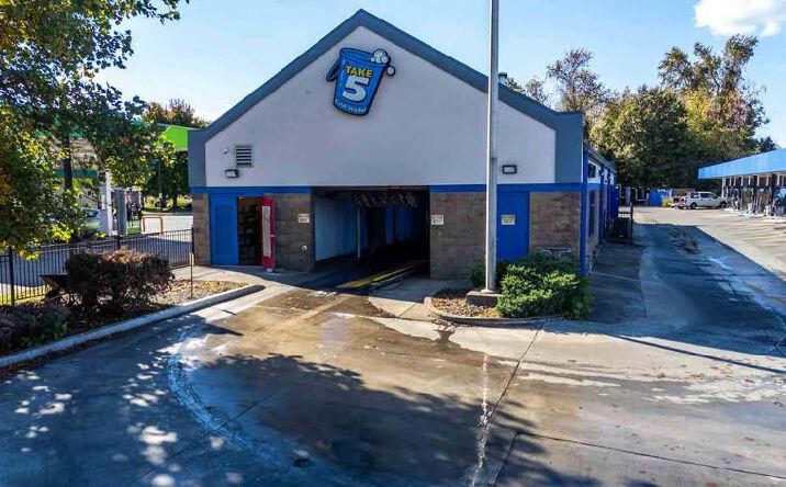 Pictures of Special Purpose property located at 208 West Clark Boulevard, Murfreesboro, TN 37129 for sales - image #1