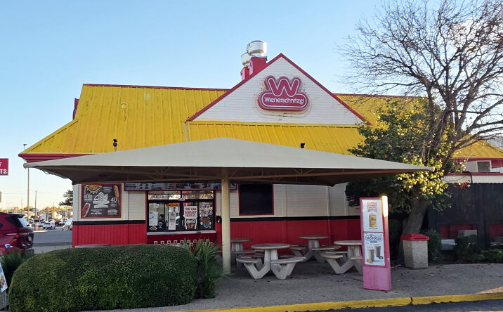 Pictures of Retail property located at 1809 S Bryant Boulevard, San Angelo, TX 76903 for sales - image #1
