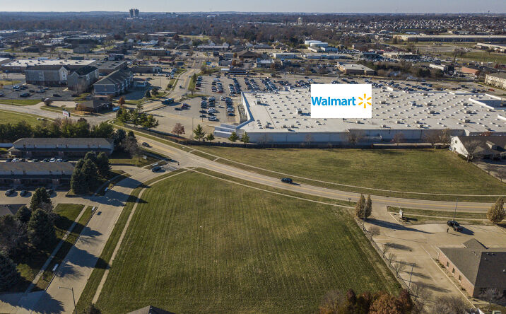 Pictures of Land property located at Lot 21 Susan Drive, Normal, IL 61761 for sales - image #1