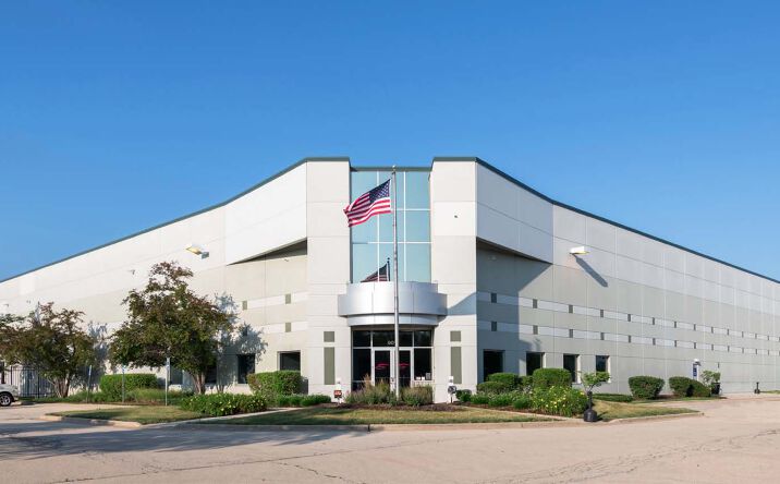 Pictures of Industrial property located at 901 Carlow Dr, Bolingbrook, IL 60490 for sales - image #1