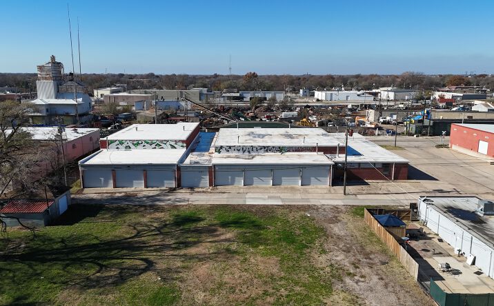 Pictures of Industrial property located at 901 E Morris St, Wichita, KS 67211 for sales - image #1