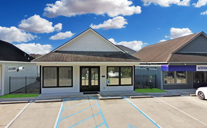 Pictures of Mixed Use, Office, Retail property located at 12489 Home Port Dr, Maurepas, LA 70449 for sales - image #1