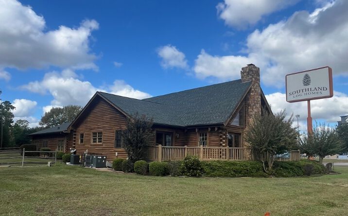 Pictures of Mixed Use, Office property located at 3989 Interstate 45 North, Conroe, TX 77304 for sales - image #1